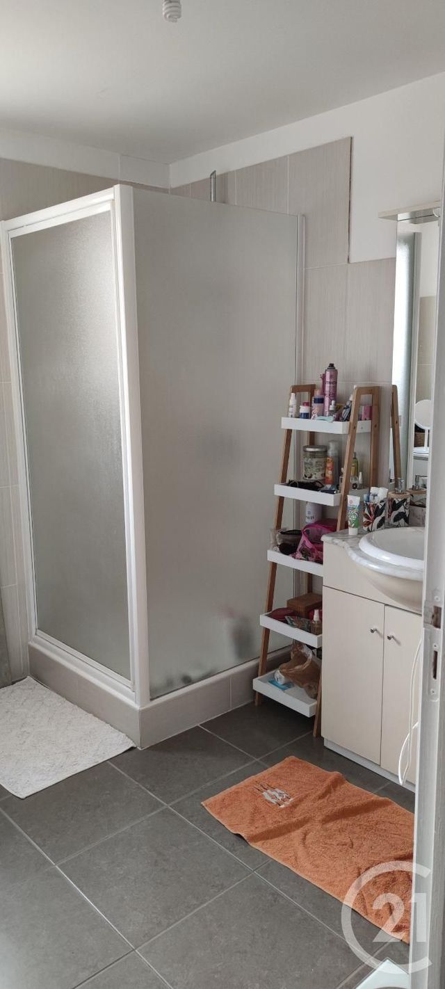 Appartement F3 &agrave; louer - 3 pi&egrave;ces - 70,27 m2 - Le Boulou - 66 - LANGUEDOC-ROUSSILLON