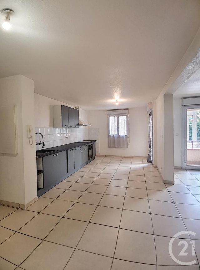 Appartement F3 &agrave; louer - 3 pi&egrave;ces - 84,25 m2 - Port Vendres - 66 - LANGUEDOC-ROUSSILLON