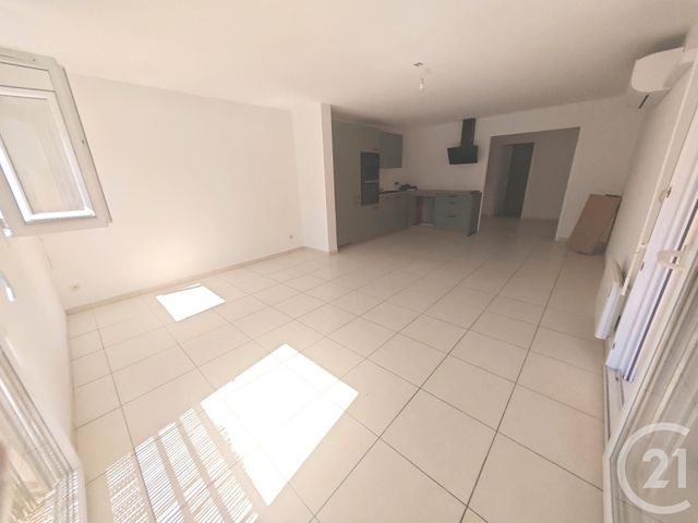 Appartement F3 &agrave; louer - 3 pi&egrave;ces - 63,85 m2 - Port Vendres - 66 - LANGUEDOC-ROUSSILLON