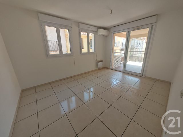 Appartement F3 &agrave; louer - 3 pi&egrave;ces - 63,85 m2 - Port Vendres - 66 - LANGUEDOC-ROUSSILLON