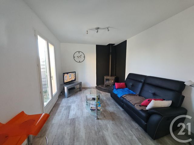Maison &agrave; louer - 5 pi&egrave;ces - 102,18 m2 - Palau Del Vidre - 66 - LANGUEDOC-ROUSSILLON