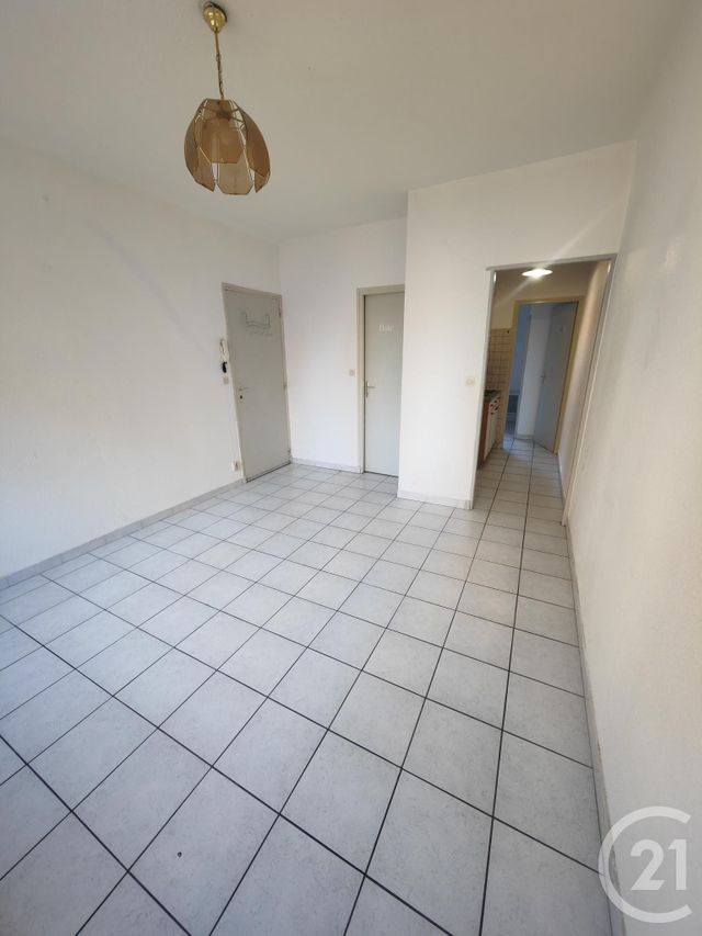 Appartement F2 &agrave; louer - 2 pi&egrave;ces - 27,42 m2 - Elne - 66 - LANGUEDOC-ROUSSILLON