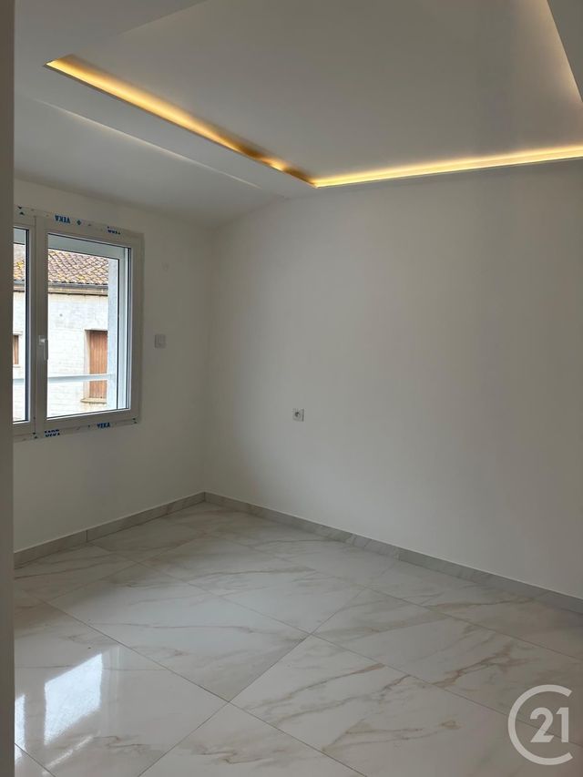 Appartement F3 &agrave; louer - 3 pi&egrave;ces - 46,57 m2 - Latour Bas Elne - 66 - LANGUEDOC-ROUSSILLON