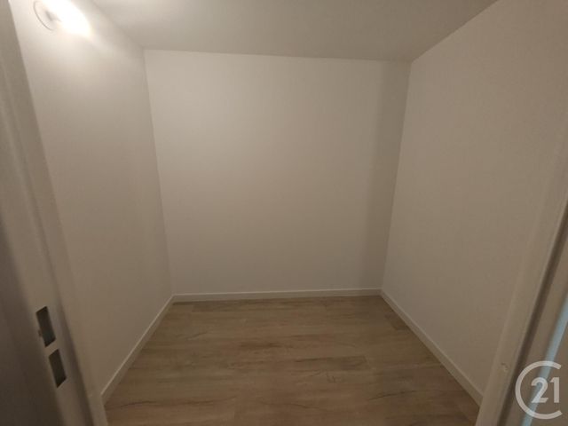 Appartement F3 &agrave; louer - 3 pi&egrave;ces - 67,15 m2 - Perpignan - 66 - LANGUEDOC-ROUSSILLON