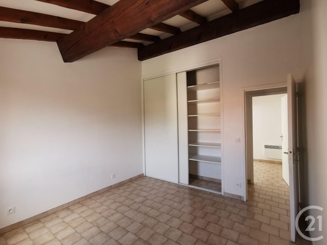 Appartement F3 &agrave; louer - 3 pi&egrave;ces - 77,17 m2 - St Genis Des Fontaines - 66 - LANGUEDOC-ROUSSILLON