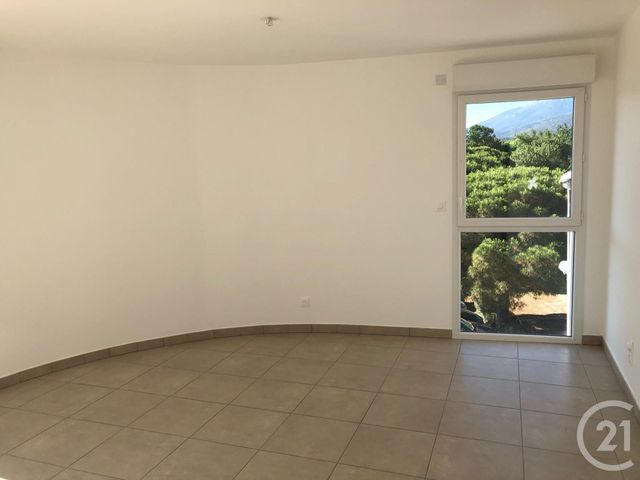 Appartement F3 &agrave; louer - 3 pi&egrave;ces - 61,40 m2 - Argeles Sur Mer - 66 - LANGUEDOC-ROUSSILLON