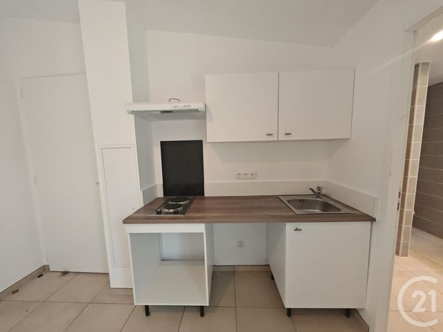 Appartement F2 &agrave; louer - 2 pi&egrave;ces - 27,53 m2 - Elne - 66 - LANGUEDOC-ROUSSILLON