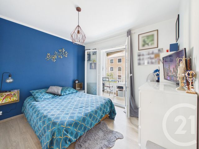 Appartement F3 &agrave; vendre - 3 pi&egrave;ces - 72,84 m2 - La Valette Du Var - 83 - PROVENCE-ALPES-COTE-D-AZUR