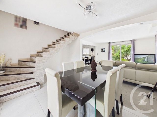 Maison &agrave; vendre - 3 pi&egrave;ces - 75,27 m2 - La Valette Du Var - 83 - PROVENCE-ALPES-COTE-D-AZUR