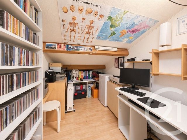 Appartement F4 &agrave; vendre - 4 pi&egrave;ces - 84,97 m2 - La Valette Du Var - 83 - PROVENCE-ALPES-COTE-D-AZUR