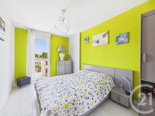 Appartement F4 &agrave; vendre - 4 pi&egrave;ces - 84,97 m2 - La Valette Du Var - 83 - PROVENCE-ALPES-COTE-D-AZUR