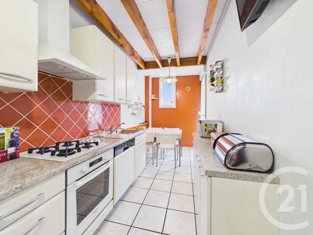 Appartement F4 &agrave; vendre - 4 pi&egrave;ces - 84,97 m2 - La Valette Du Var - 83 - PROVENCE-ALPES-COTE-D-AZUR