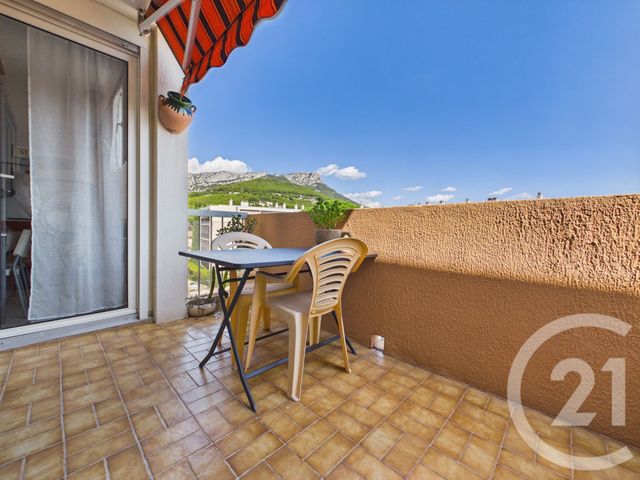Appartement F4 &agrave; vendre - 4 pi&egrave;ces - 84,97 m2 - La Valette Du Var - 83 - PROVENCE-ALPES-COTE-D-AZUR