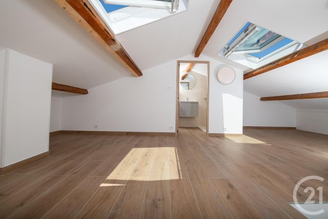 Maison &agrave; vendre - 6 pi&egrave;ces - 191,95 m2 - La Valette Du Var - 83 - PROVENCE-ALPES-COTE-D-AZUR