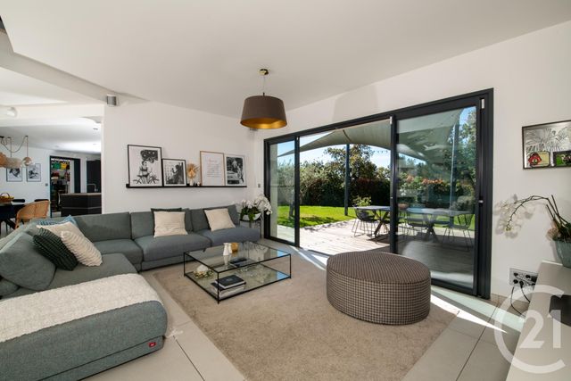 Maison &agrave; vendre - 6 pi&egrave;ces - 190,03 m2 - La Farlede - 83 - PROVENCE-ALPES-COTE-D-AZUR