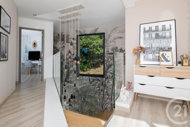 Maison &agrave; vendre - 6 pi&egrave;ces - 190,03 m2 - La Farlede - 83 - PROVENCE-ALPES-COTE-D-AZUR