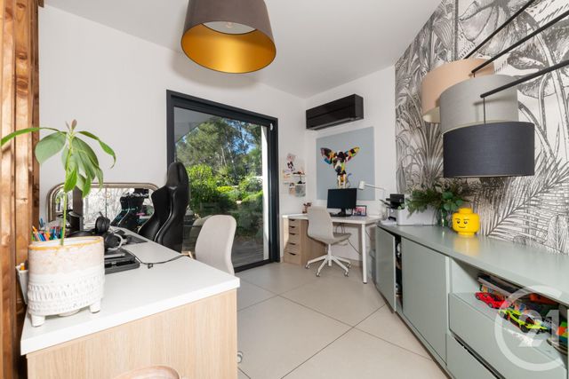 Maison &agrave; vendre - 6 pi&egrave;ces - 190,03 m2 - La Farlede - 83 - PROVENCE-ALPES-COTE-D-AZUR