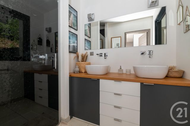 Maison &agrave; vendre - 6 pi&egrave;ces - 190,03 m2 - La Farlede - 83 - PROVENCE-ALPES-COTE-D-AZUR