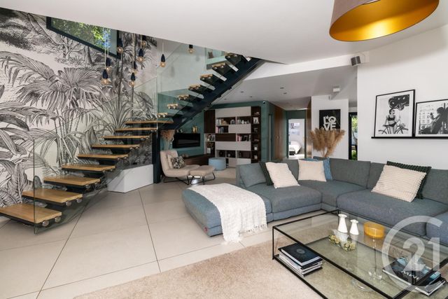 Maison &agrave; vendre - 6 pi&egrave;ces - 190,03 m2 - La Farlede - 83 - PROVENCE-ALPES-COTE-D-AZUR