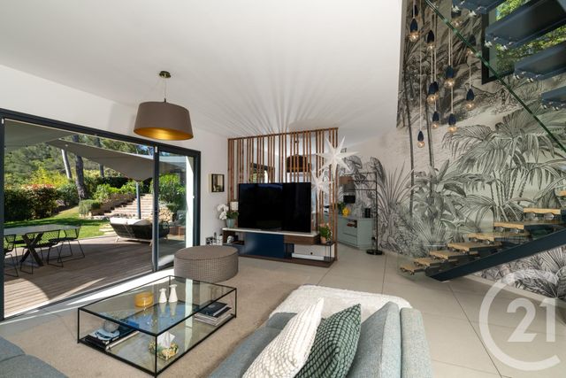 Maison &agrave; vendre - 6 pi&egrave;ces - 190,03 m2 - La Farlede - 83 - PROVENCE-ALPES-COTE-D-AZUR