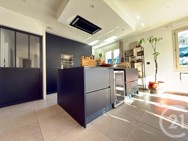 Maison &agrave; vendre - 4 pi&egrave;ces - 92,53 m2 - Rocbaron - 83 - PROVENCE-ALPES-COTE-D-AZUR