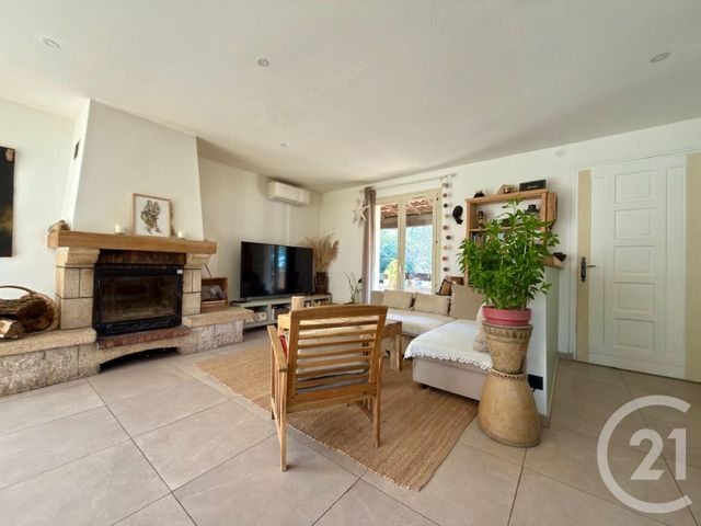 Maison &agrave; vendre - 4 pi&egrave;ces - 92,53 m2 - Rocbaron - 83 - PROVENCE-ALPES-COTE-D-AZUR