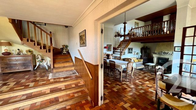 Maison &agrave; vendre - 7 pi&egrave;ces - 195 m2 - La Valette Du Var - 83 - PROVENCE-ALPES-COTE-D-AZUR