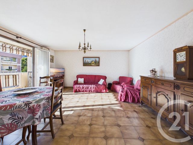 Appartement F3 &agrave; vendre - 3 pi&egrave;ces - 66,40 m2 - Toulon - 83 - PROVENCE-ALPES-COTE-D-AZUR