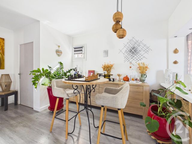 Maison &agrave; vendre - 6 pi&egrave;ces - 181,10 m2 - La Valette Du Var - 83 - PROVENCE-ALPES-COTE-D-AZUR