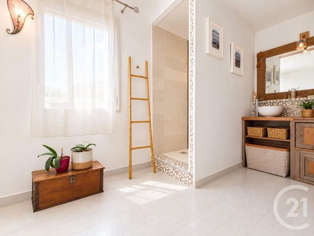 Maison &agrave; vendre - 6 pi&egrave;ces - 181,10 m2 - La Valette Du Var - 83 - PROVENCE-ALPES-COTE-D-AZUR