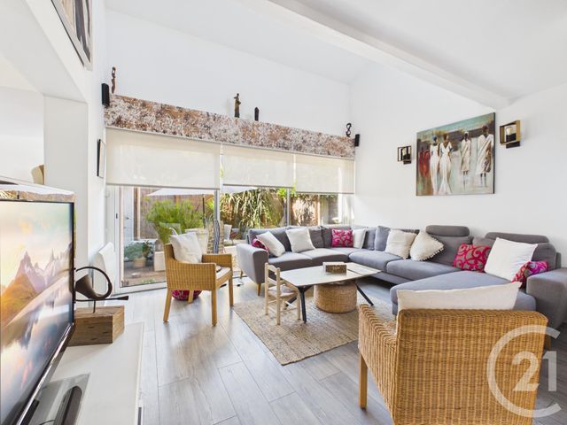 Maison &agrave; vendre - 6 pi&egrave;ces - 181,10 m2 - La Valette Du Var - 83 - PROVENCE-ALPES-COTE-D-AZUR