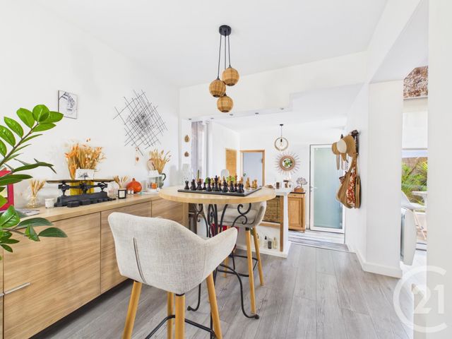 Maison &agrave; vendre - 6 pi&egrave;ces - 181,10 m2 - La Valette Du Var - 83 - PROVENCE-ALPES-COTE-D-AZUR