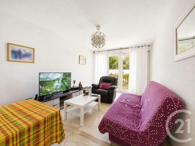 Appartement F2 &agrave; vendre - 2 pi&egrave;ces - 39,74 m2 - La Valette Du Var - 83 - PROVENCE-ALPES-COTE-D-AZUR