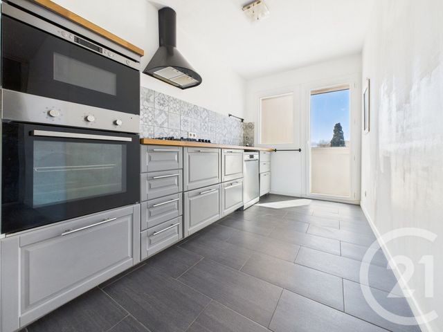Appartement T4 à vendre - 4 pièces - 78,64 m2 - La Garde - 83 - PROVENCE-ALPES-COTE-D-AZUR