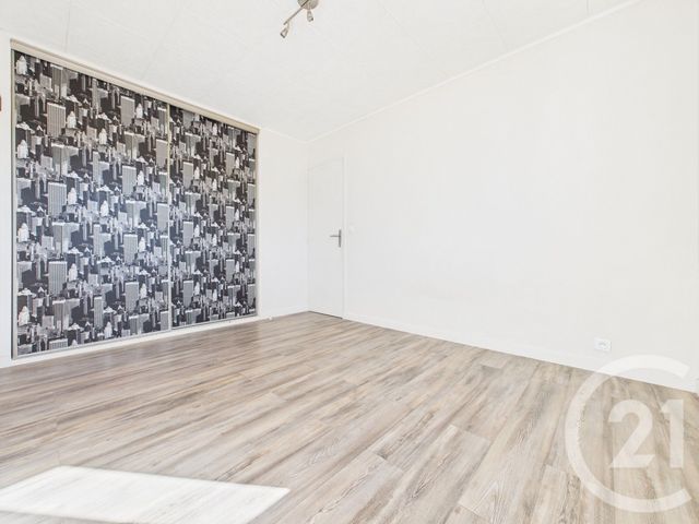 Appartement T4 à vendre - 4 pièces - 78,64 m2 - La Garde - 83 - PROVENCE-ALPES-COTE-D-AZUR