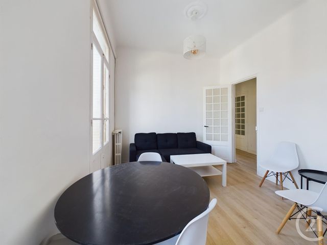 Appartement T3 à vendre - 3 pièces - 51,68 m2 - Toulon - 83 - PROVENCE-ALPES-COTE-D-AZUR