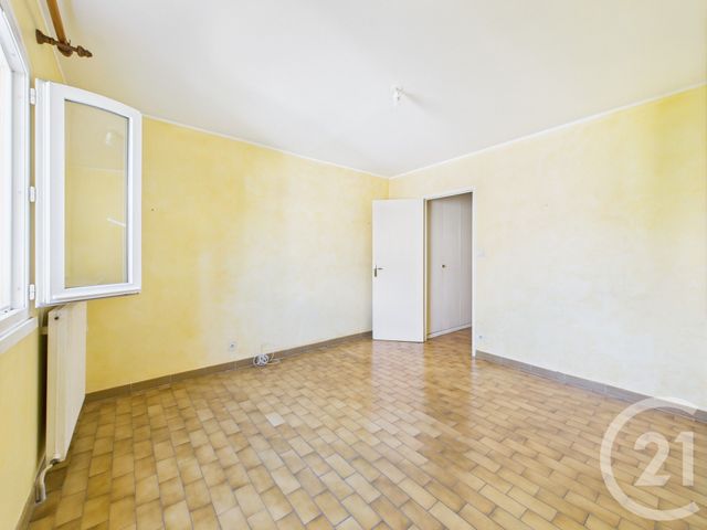 Appartement T2 à vendre - 2 pièces - 53,79 m2 - La Valette Du Var - 83 - PROVENCE-ALPES-COTE-D-AZUR