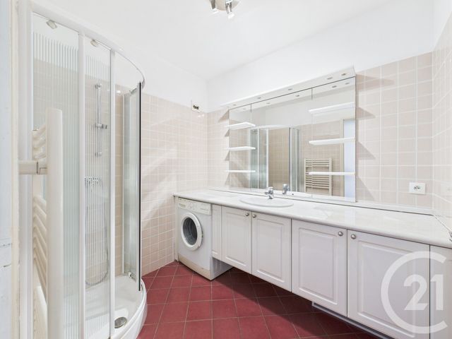 Appartement T2 à vendre - 2 pièces - 53,79 m2 - La Valette Du Var - 83 - PROVENCE-ALPES-COTE-D-AZUR