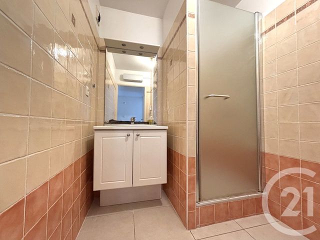 Appartement F4 à vendre - 4 pièces - 90,16 m2 - La Valette Du Var - 83 - PROVENCE-ALPES-COTE-D-AZUR