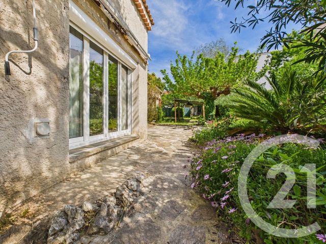 Maison &agrave; vendre - 5 pi&egrave;ces - 153,55 m2 - La Crau - 83 - PROVENCE-ALPES-COTE-D-AZUR