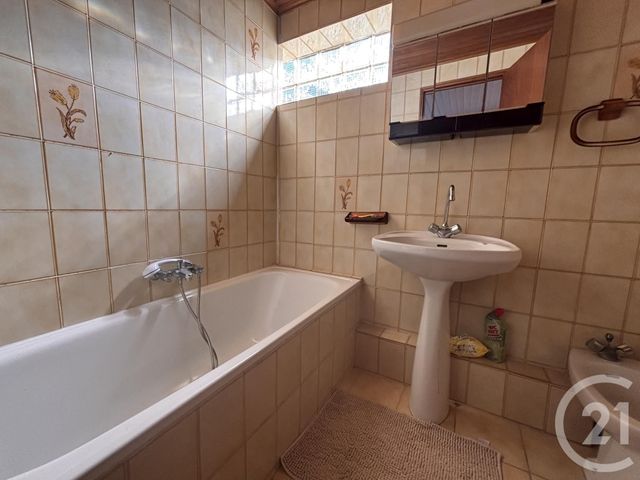 Maison à vendre - 4 pièces - 136,90 m2 - Toulon - 83 - PROVENCE-ALPES-COTE-D-AZUR