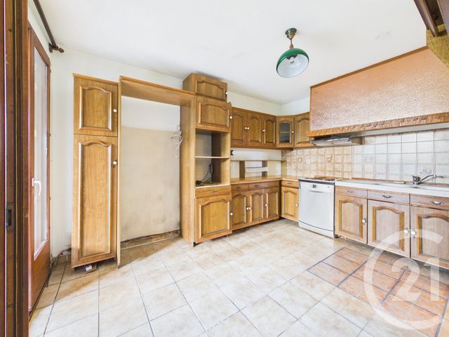 Appartement T5 &agrave; vendre - 5 pi&egrave;ces - 96,14 m2 - La Valette Du Var - 83 - PROVENCE-ALPES-COTE-D-AZUR