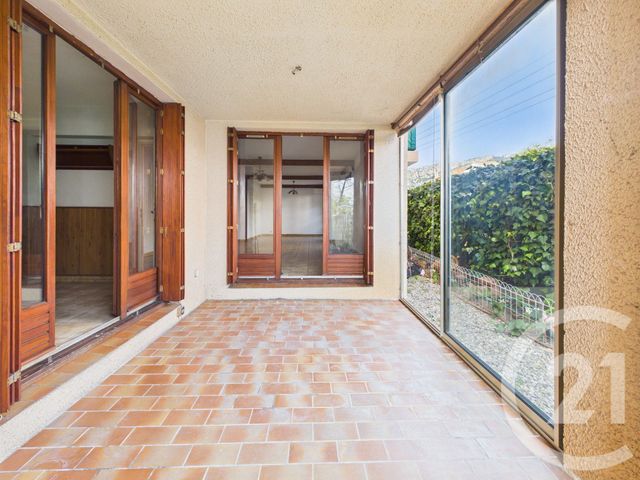 Appartement T5 &agrave; vendre - 5 pi&egrave;ces - 96,14 m2 - La Valette Du Var - 83 - PROVENCE-ALPES-COTE-D-AZUR