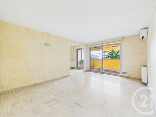 Appartement T4 &agrave; vendre - 4 pi&egrave;ces - 89,62 m2 - Toulon - 83 - PROVENCE-ALPES-COTE-D-AZUR