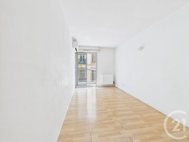 Appartement T4 &agrave; vendre - 4 pi&egrave;ces - 89,62 m2 - Toulon - 83 - PROVENCE-ALPES-COTE-D-AZUR