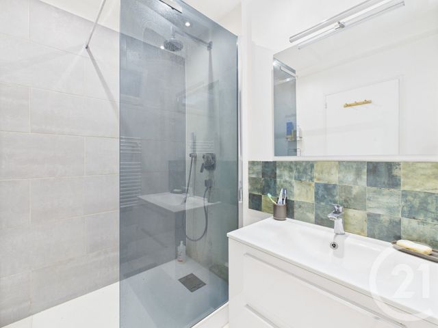 Appartement F3 &agrave; vendre - 3 pi&egrave;ces - 68,94 m2 - La Valette Du Var - 83 - PROVENCE-ALPES-COTE-D-AZUR