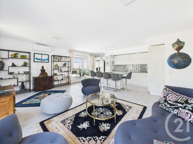 Appartement T4 à vendre - 4 pièces - 76,35 m2 - Toulon - 83 - PROVENCE-ALPES-COTE-D-AZUR