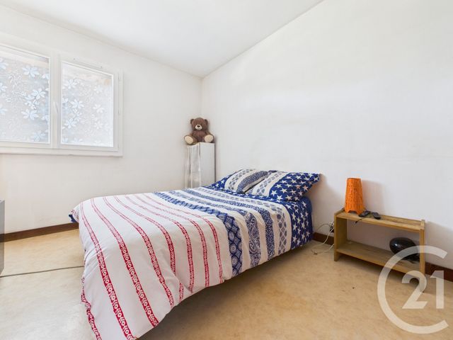 Appartement T3 à vendre - 3 pièces - 57 m2 - Toulon - 83 - PROVENCE-ALPES-COTE-D-AZUR