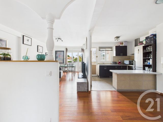 Appartement T4 &agrave; vendre - 4 pi&egrave;ces - 76,69 m2 - La Valette Du Var - 83 - PROVENCE-ALPES-COTE-D-AZUR