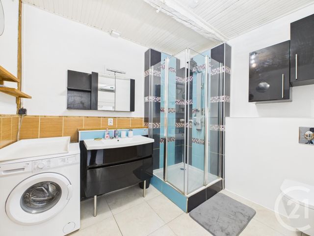 Maison &agrave; louer - 4 pi&egrave;ces - 63 m2 - La Valette Du Var - 83 - PROVENCE-ALPES-COTE-D-AZUR